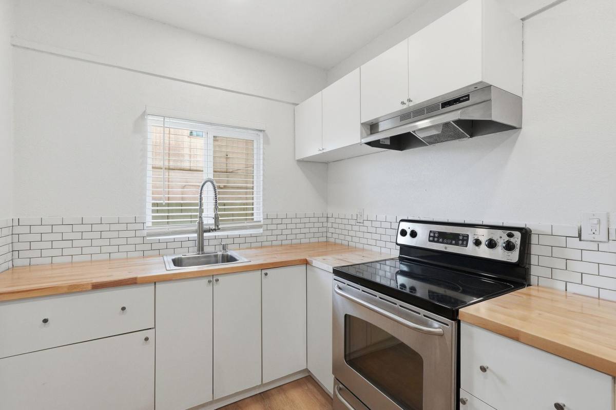 House for rent at Clovis Place, 325 N 15th St #2, Phoenix, AZ 85006