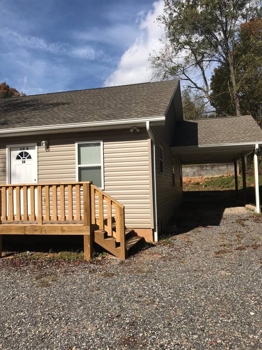 Apartment for rent at 110 Felmet St #2-B, Waynesville, NC 28786