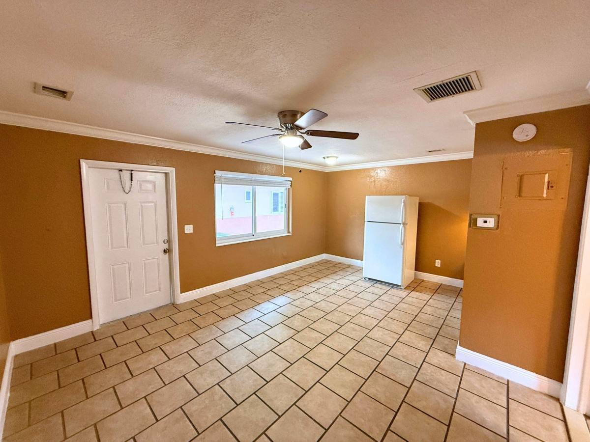 Apartment for rent at 95 NW 39th St #4, Fort Lauderdale, FL 33309