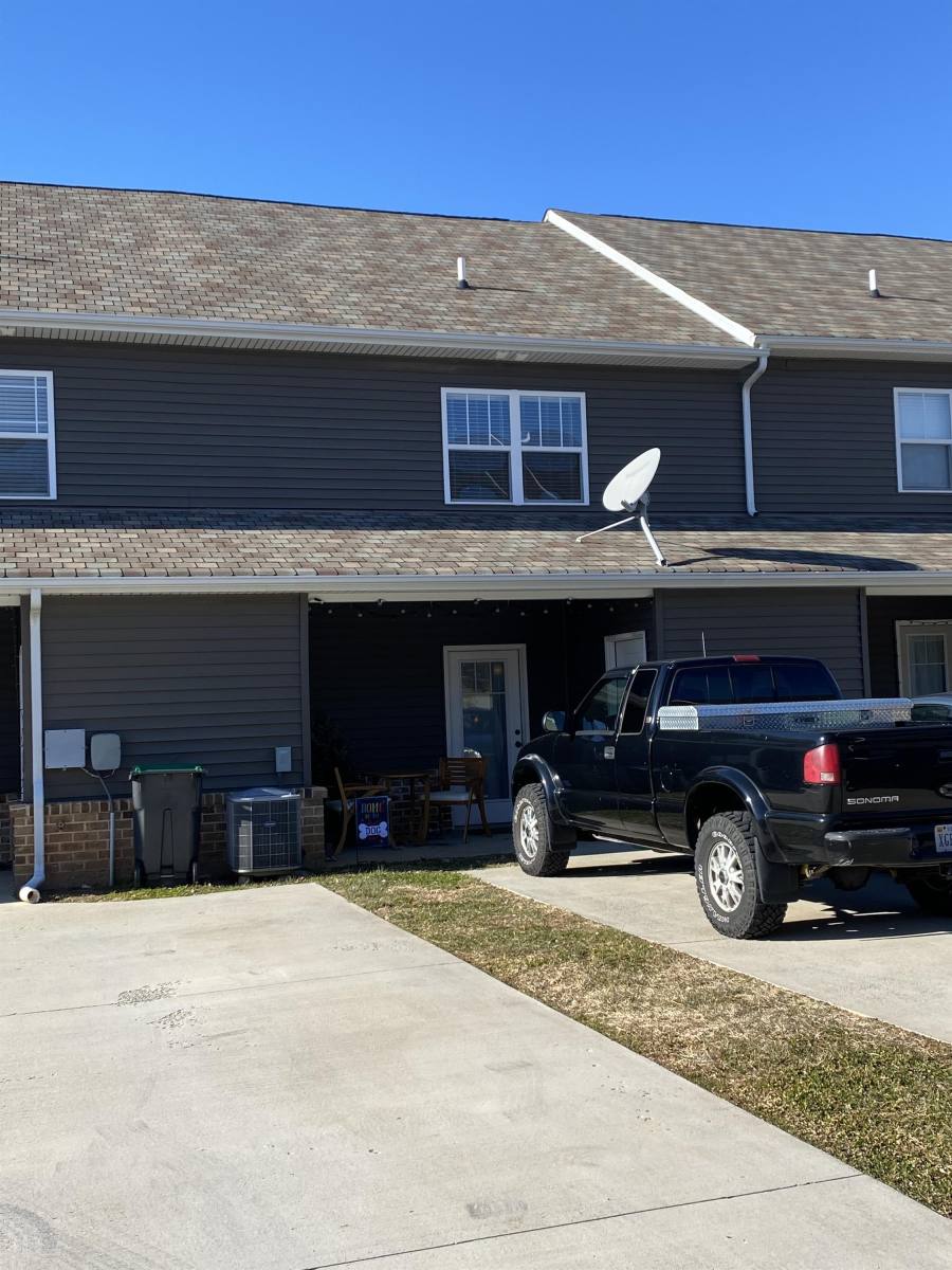 Townhouse for rent at 124 Capital St #1, Lynchburg, VA 24502