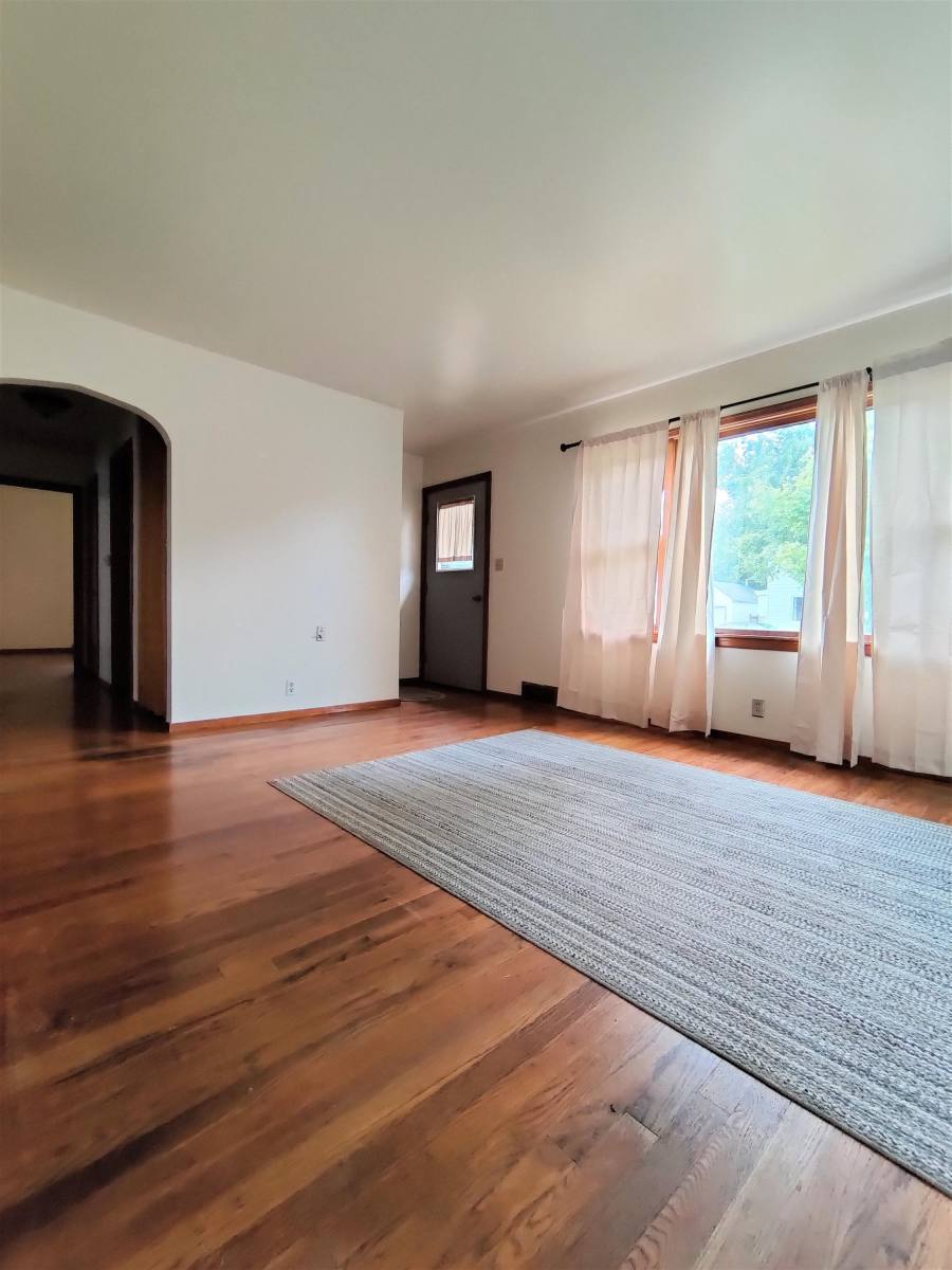 House for rent at 211 Wyoming Ave, Paw Paw, IL 61353