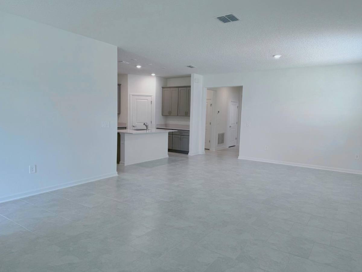House for rent at 4197 Jespersen St, Apopka, FL 32712