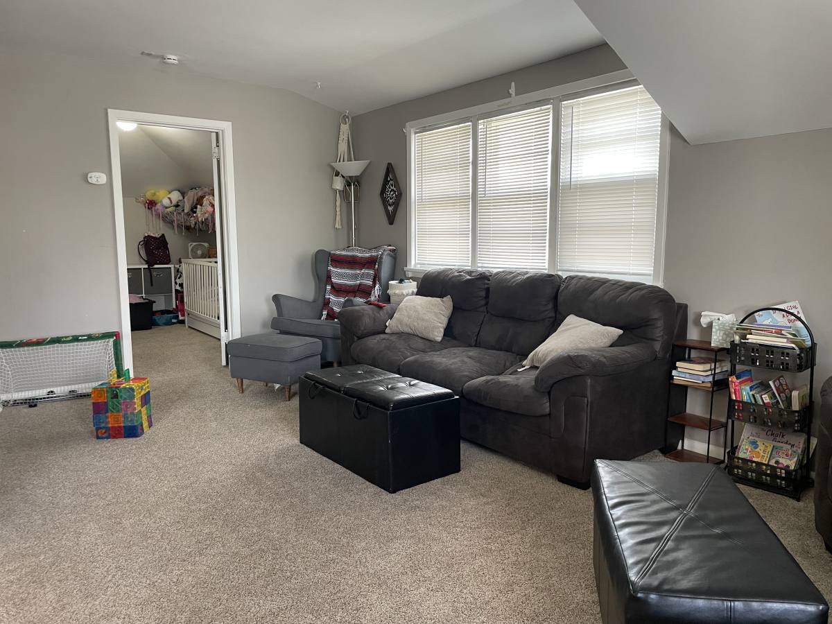 Townhouse for rent at 315 S Willow St, Belle Plaine, MN 56011