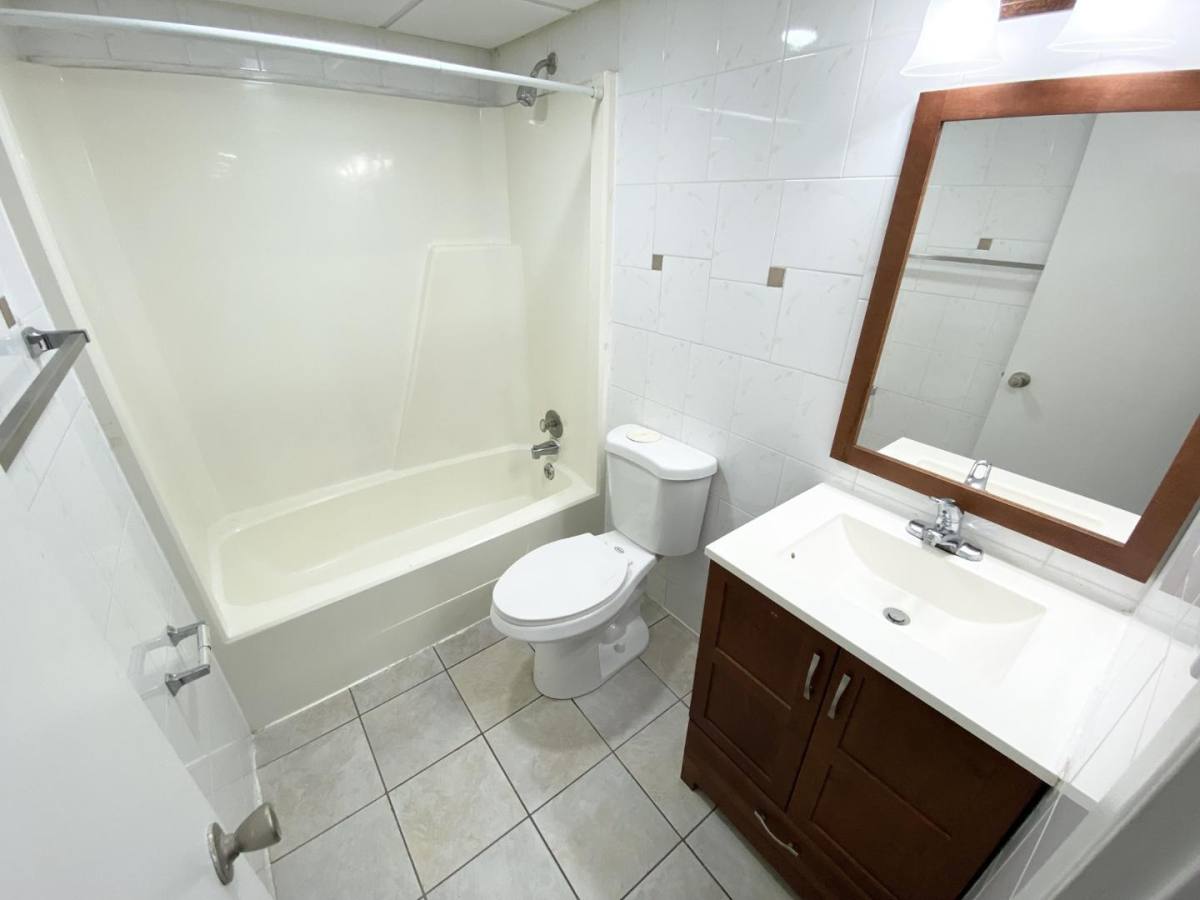 Apartment for rent at Chateaugay, 500 Hoodridge Dr, Pittsburgh, PA 15234