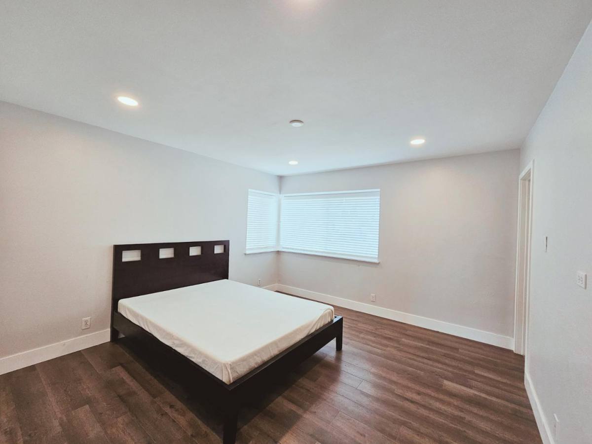 House for rent at 9213 El Tango Circle, Fountain Valley, CA 92708