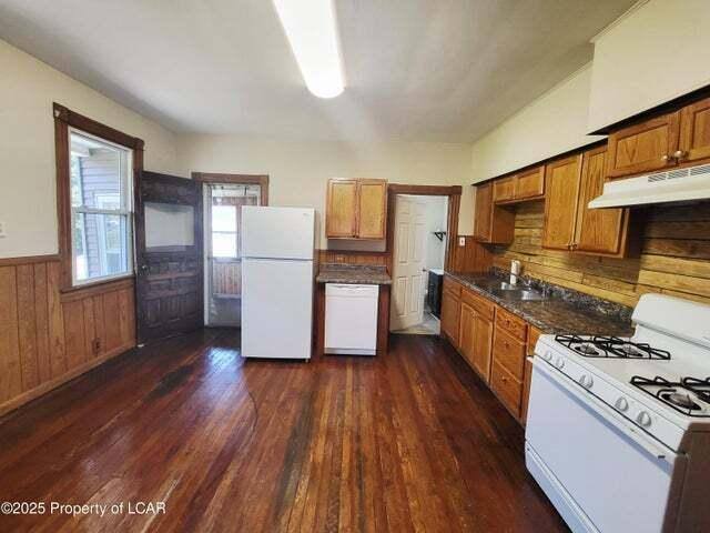 141 Short St, Kingston, PA 18704 - House for Rent - Image 2