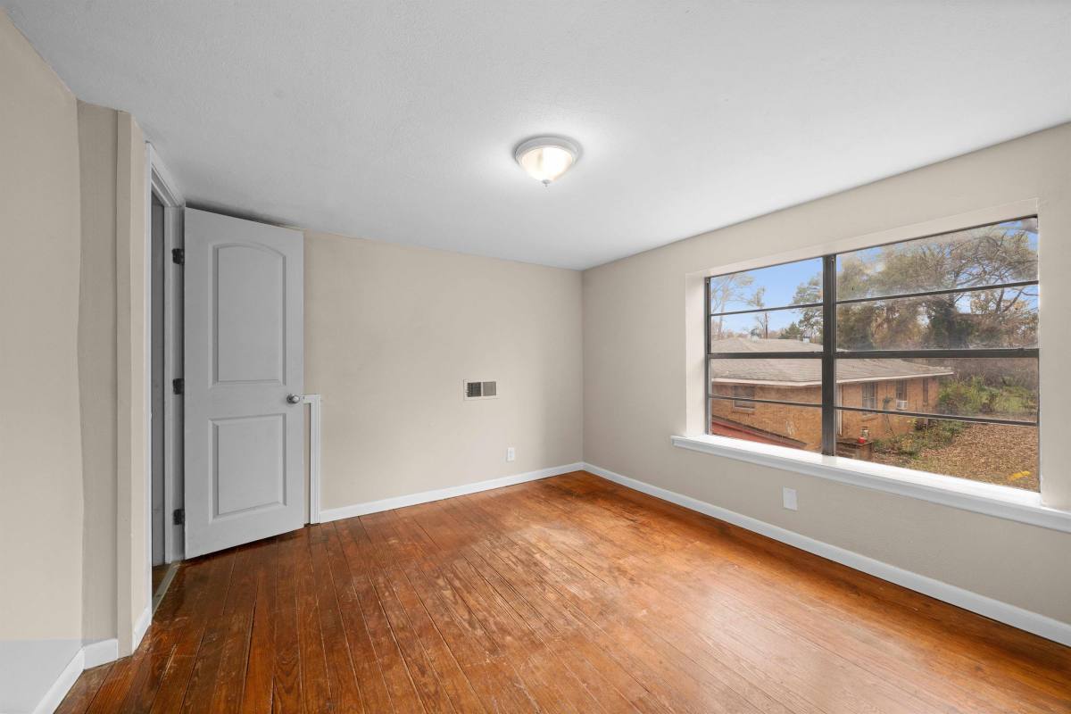 House for rent at Crescent Heights Gardens, 1522 N Ross Ave, Tyler, TX 75702