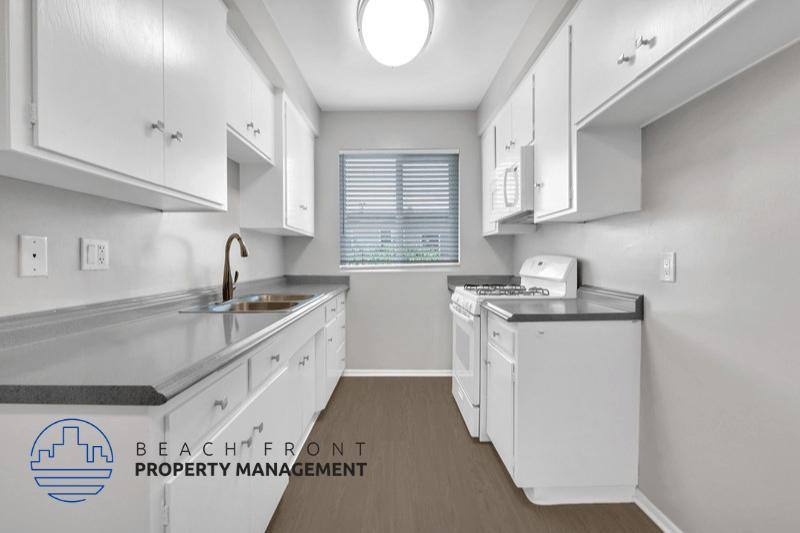 Apartment for rent at Twin Oaks, 26019 Oak St #12, Lomita, CA 90717