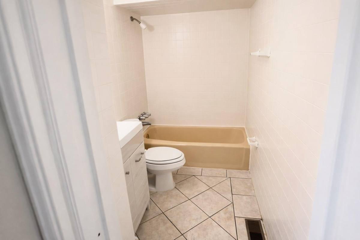 Apartment for rent at 221 N Dithridge St, Pittsburgh, PA 15213