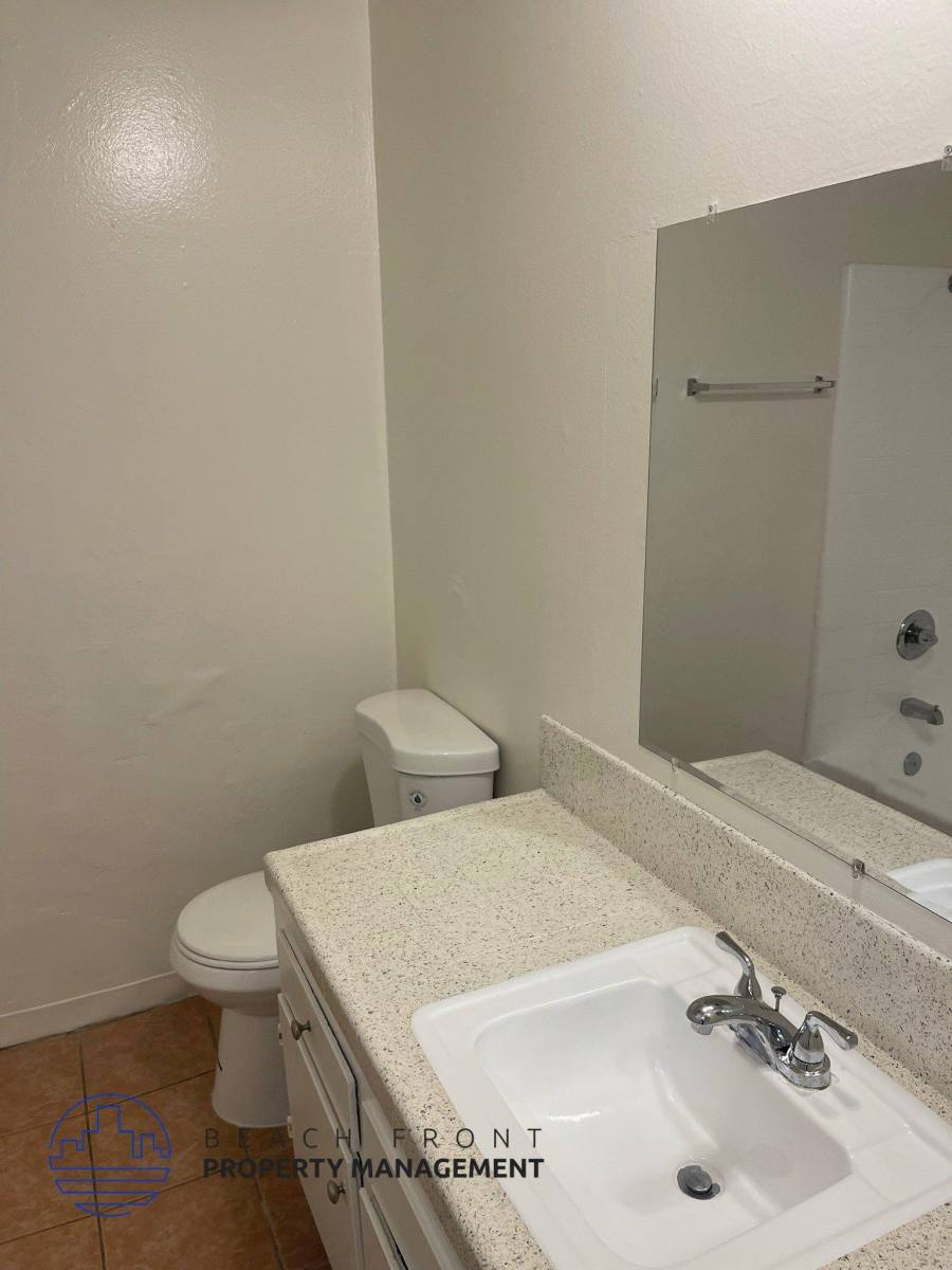 Apartment for rent at 4217 Carlin Ave #34, Lynwood, CA 90262