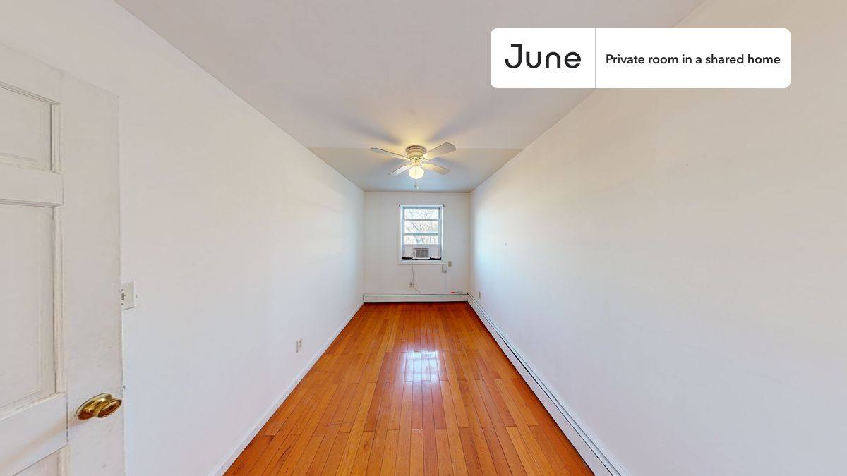 Apartment for rent at 71 Clermont Ave, Brooklyn, NY 11205