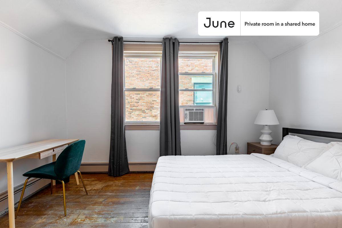 Apartment for rent at 123 Washington St #B, Dorchester, MA 02121