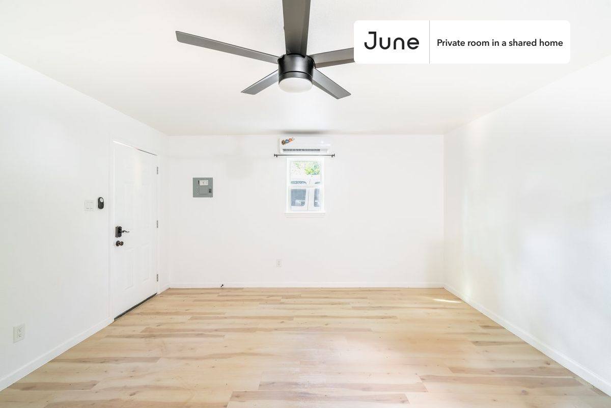 Apartment for rent at 337 Central St #D, Auburndale, MA 02466