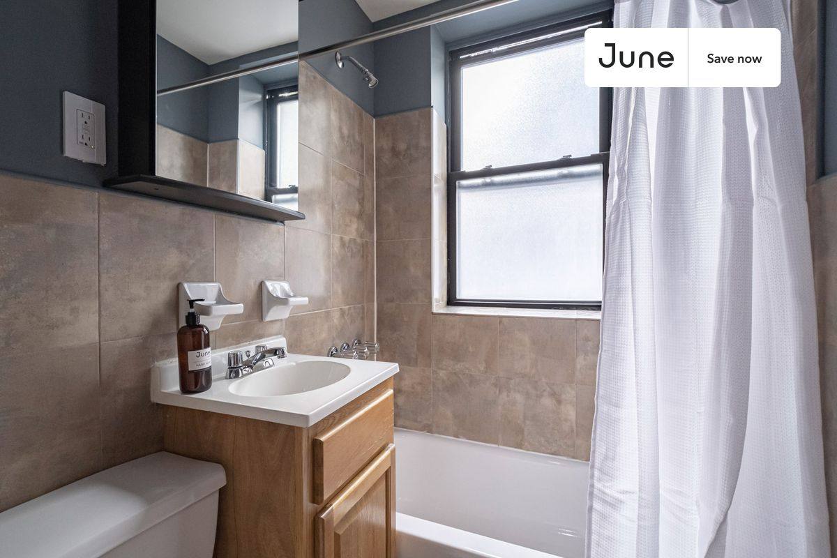 Apartment for rent at 225 E 83rd St #1ER, New York, NY 10028
