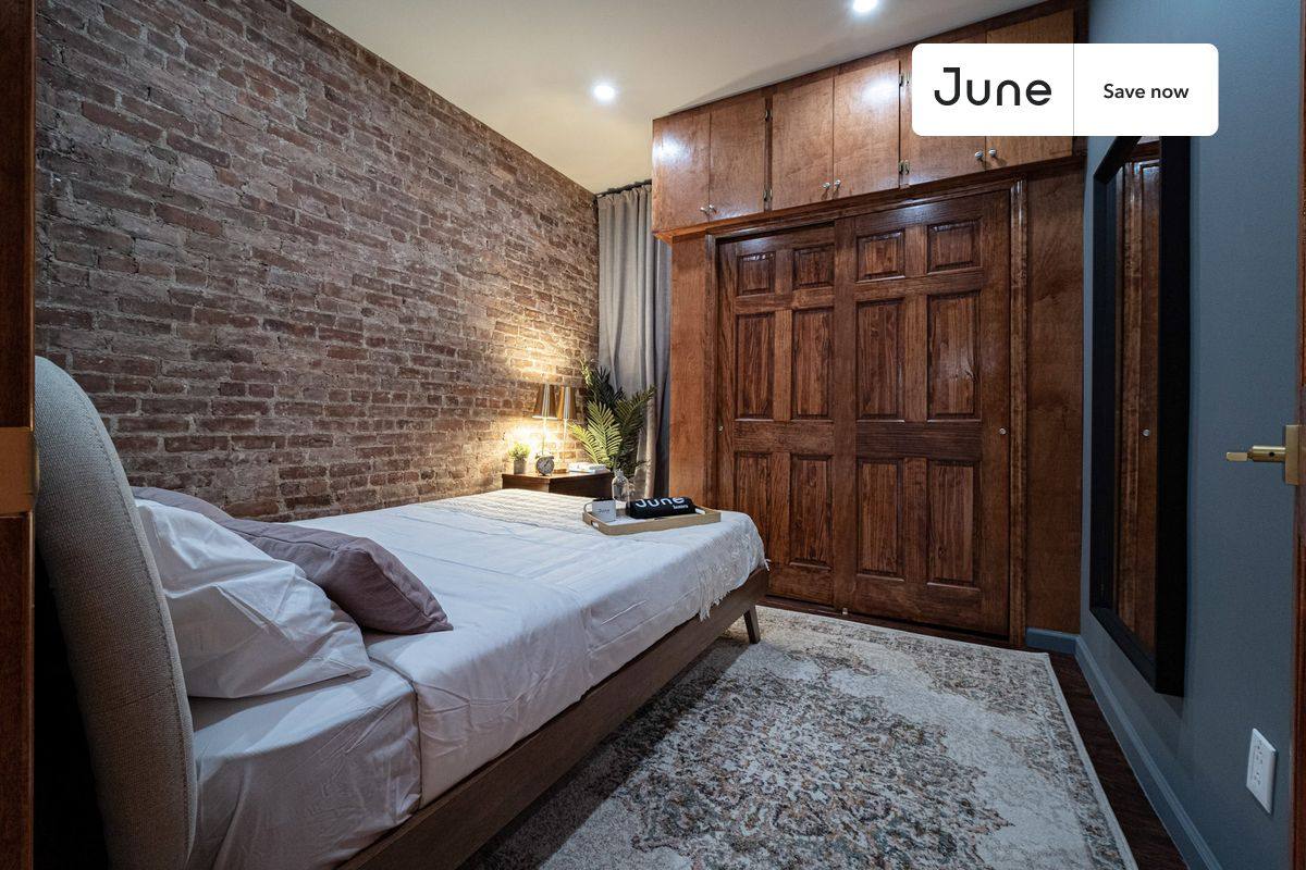 Apartment for rent at 225 E 83rd St #1ER, New York, NY 10028