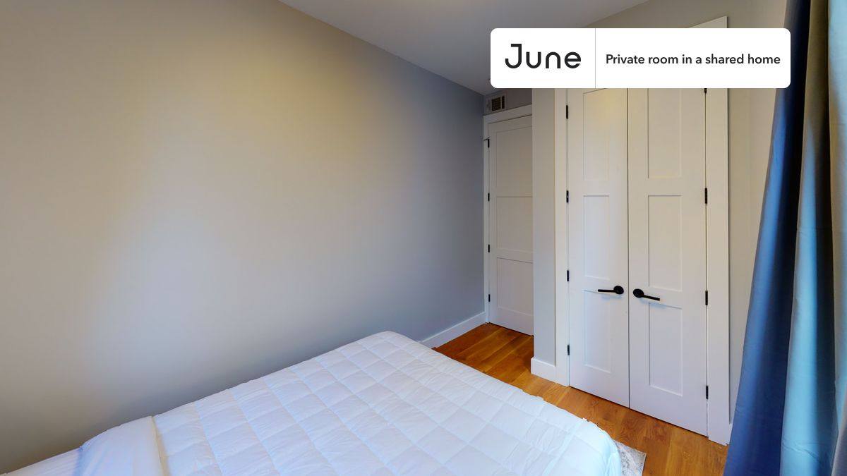 Apartment for rent at 679 Halsey St #B, Brooklyn, NY 11233