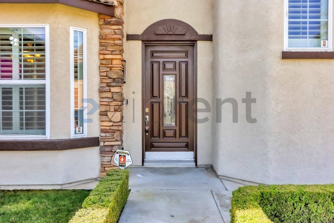 House for rent at 5743 W Chennault Ave, Fresno, CA 93722