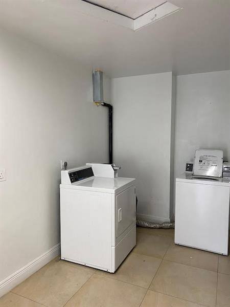 Apartment for rent at 1440 Miami Rd #6, Fort Lauderdale, FL 33316
