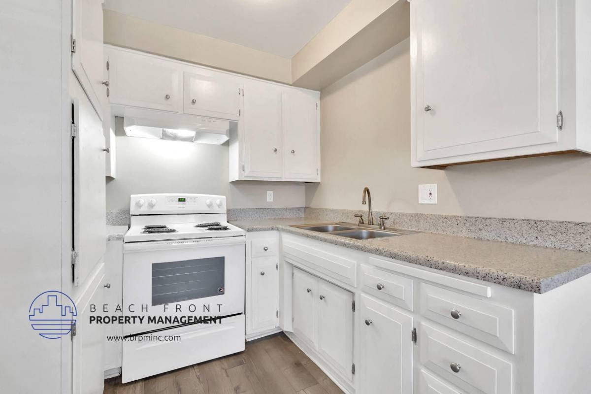 Apartment for rent at 360 E Erna Ave #R, La Habra, CA 90631