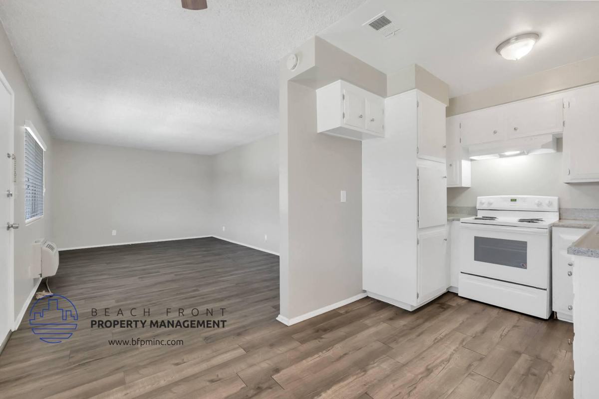 Apartment for rent at 360 E Erna Ave #R, La Habra, CA 90631