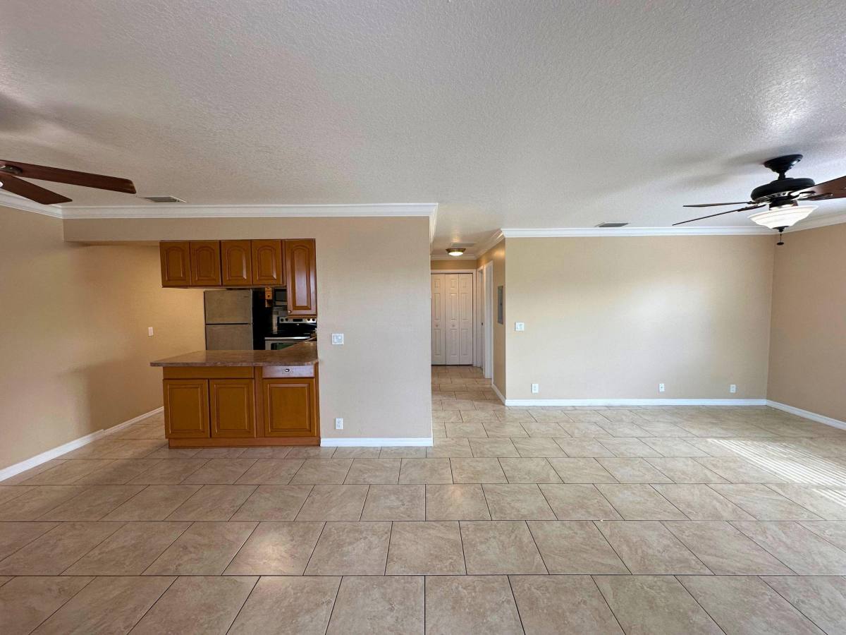 Apartment for rent at 1331 S Federal Highway 6, Lake Worth Beach, FL 33460