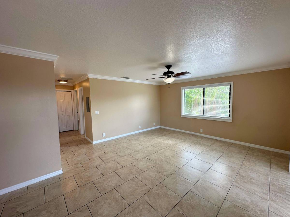 Apartment for rent at 1331 S Federal Highway 6, Lake Worth Beach, FL 33460