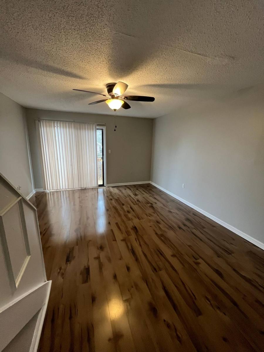 Townhouse for rent at Glenn Haven, 944 Glenn St #A-A5, West Columbia, SC 29169