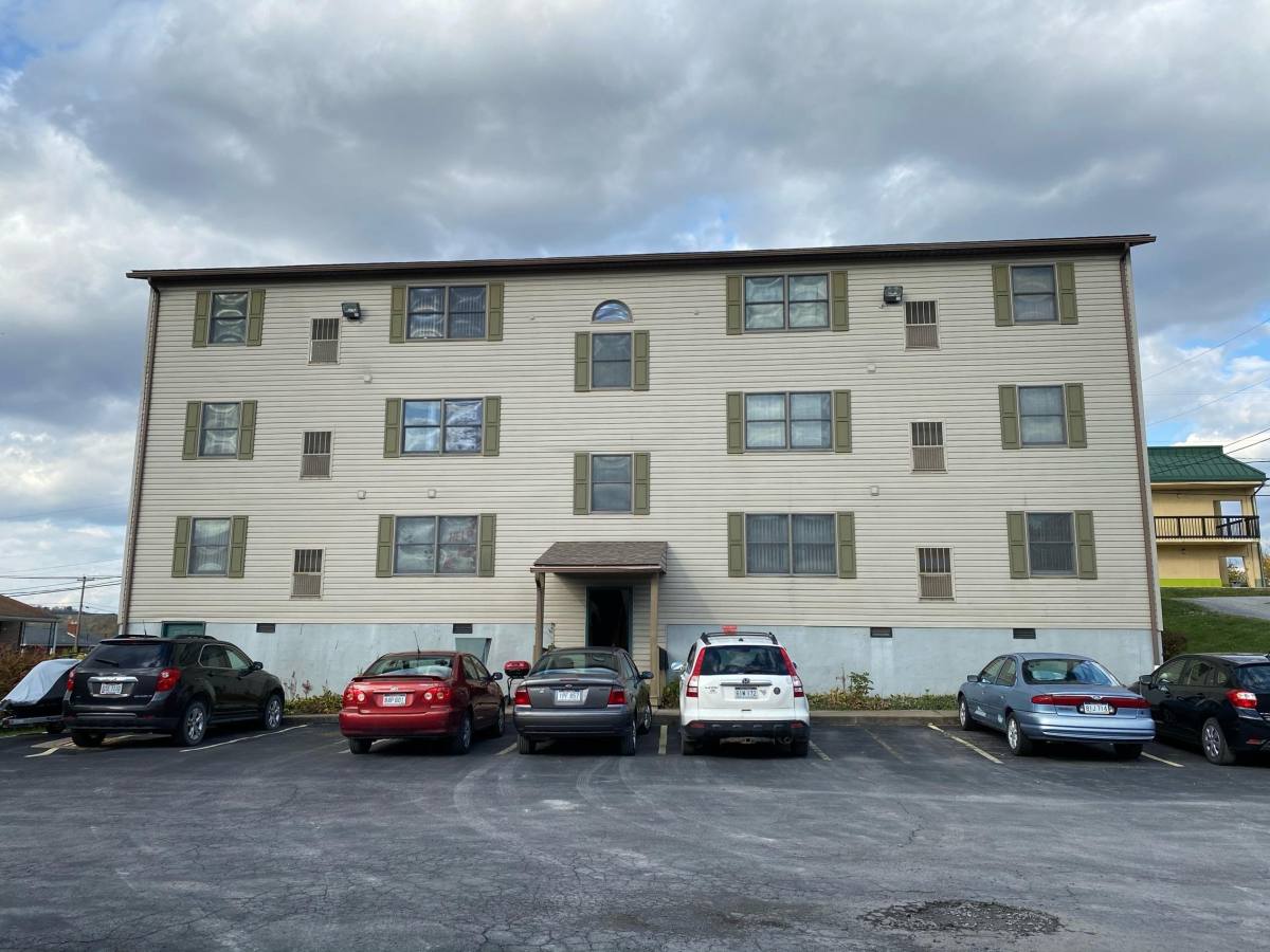 Apartment for rent at 1431 Saratoga Ave #10, Morgantown, WV 26505