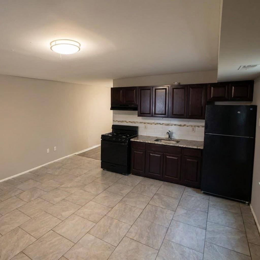 Apartment for rent at 141 Cooper Ave, Oaklyn, NJ 08107