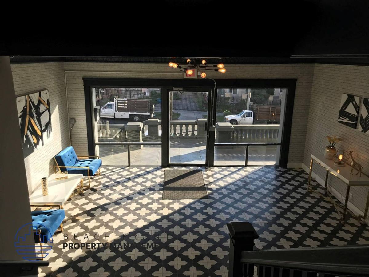 Apartment for rent at 747 South New Hampshire Avenue, 747 S New Hampshire Ave #15, Los Angeles, CA 90005