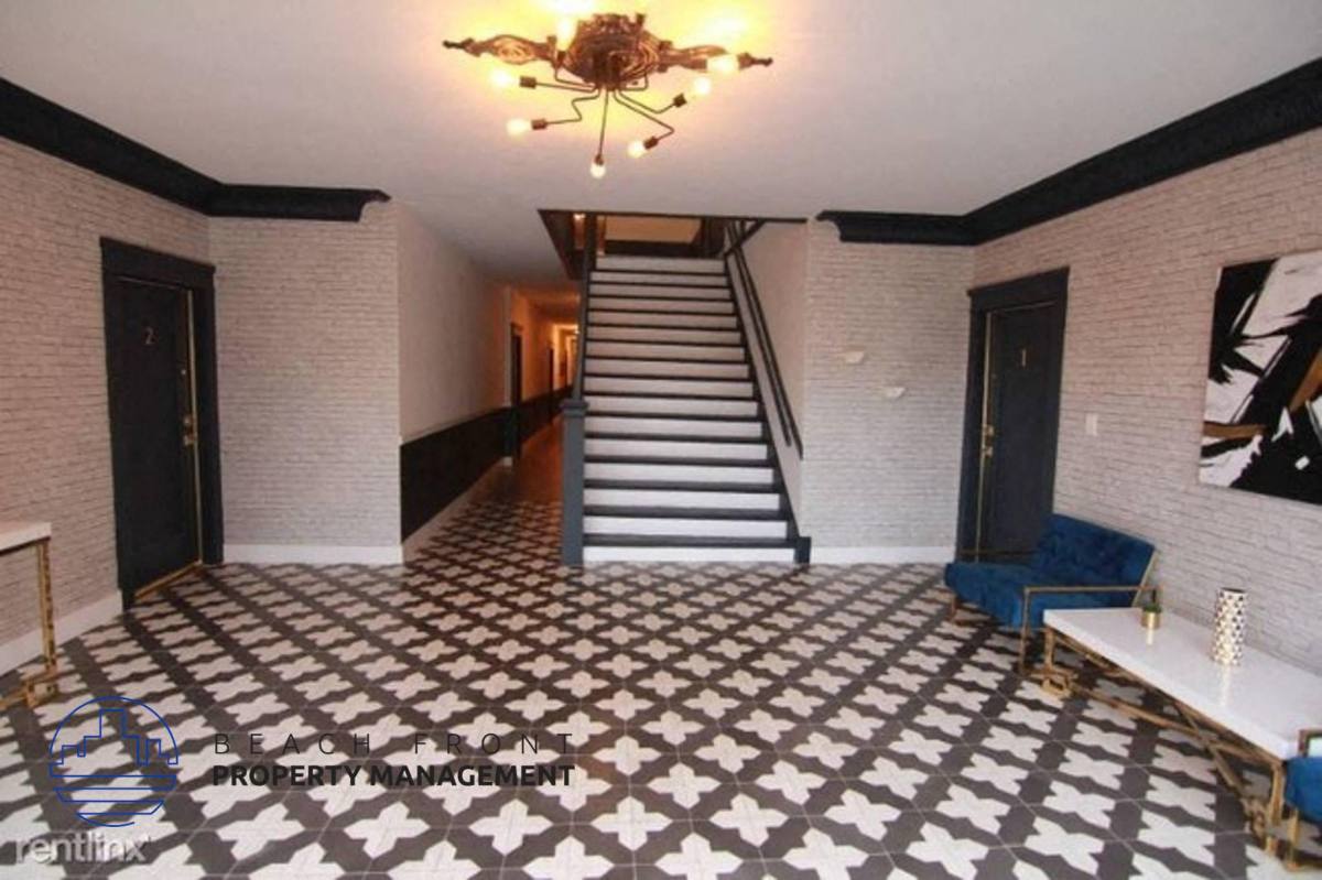 Apartment for rent at 747 South New Hampshire Avenue, 747 S New Hampshire Ave #15, Los Angeles, CA 90005