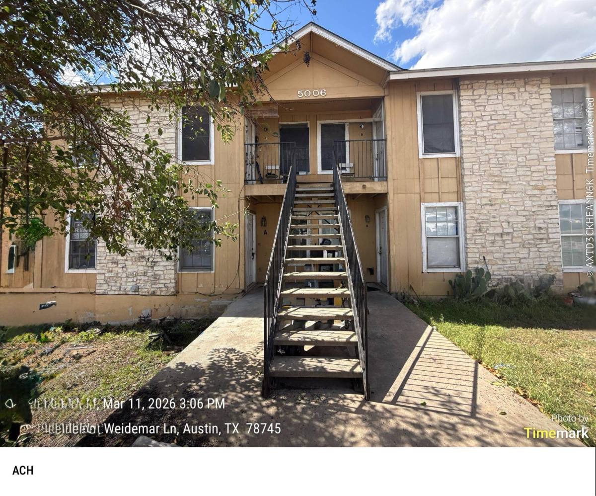Apartment for rent at Colonial Park, 5006 Weidemar, Austin, TX 78745