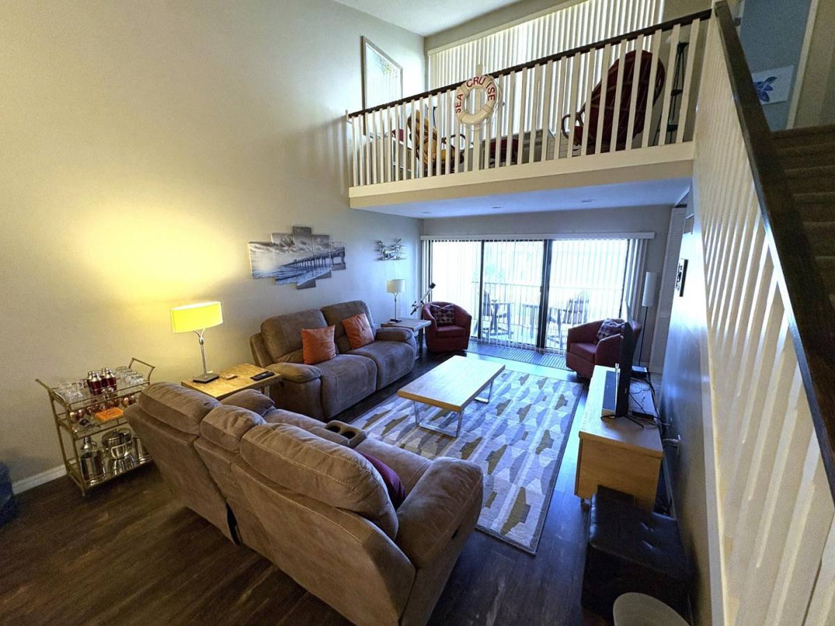 Condo for rent at Macarthur Racquet Beach & Club, 700 Golden Beach Blvd #142-W, Venice, FL 34285