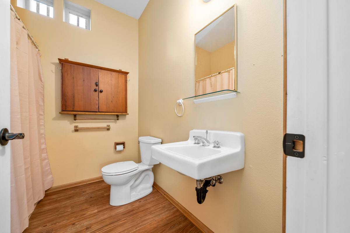 House for rent at Sea-Lake Terraces, 516 NE 20th Place #1, Newport, OR 97365