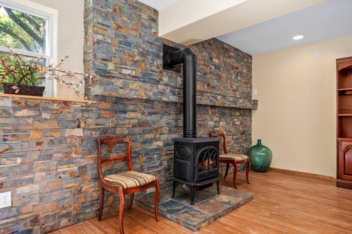 House for rent at Sea-Lake Terraces, 516 NE 20th Place #1, Newport, OR 97365