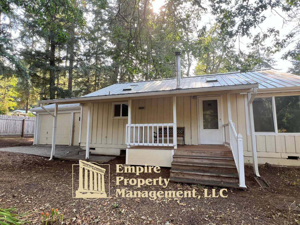 House for rent at 87948 8th St, Veneta, OR 97487