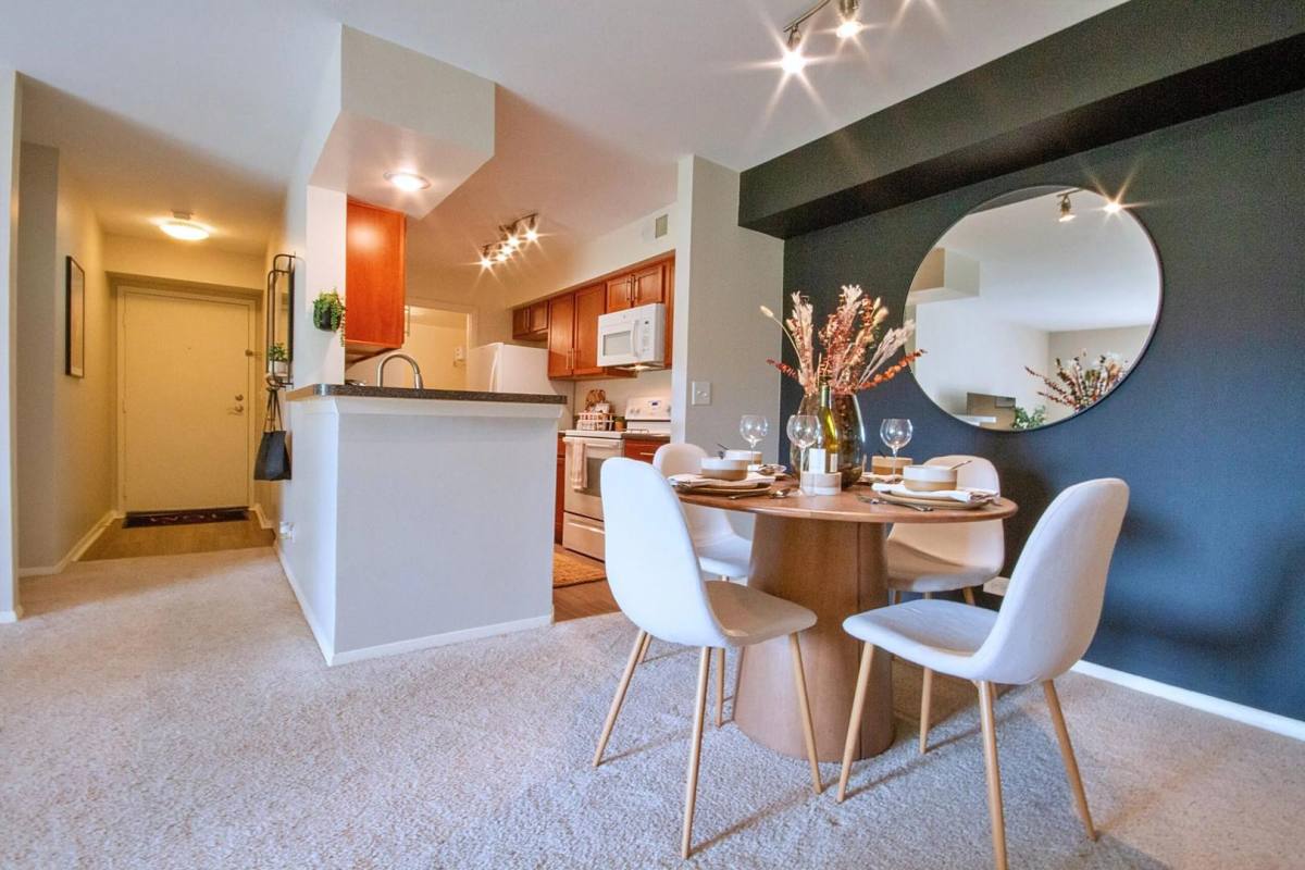 Apartment for rent at 4309 Bayhead Court #3D, Aurora, IL 60504