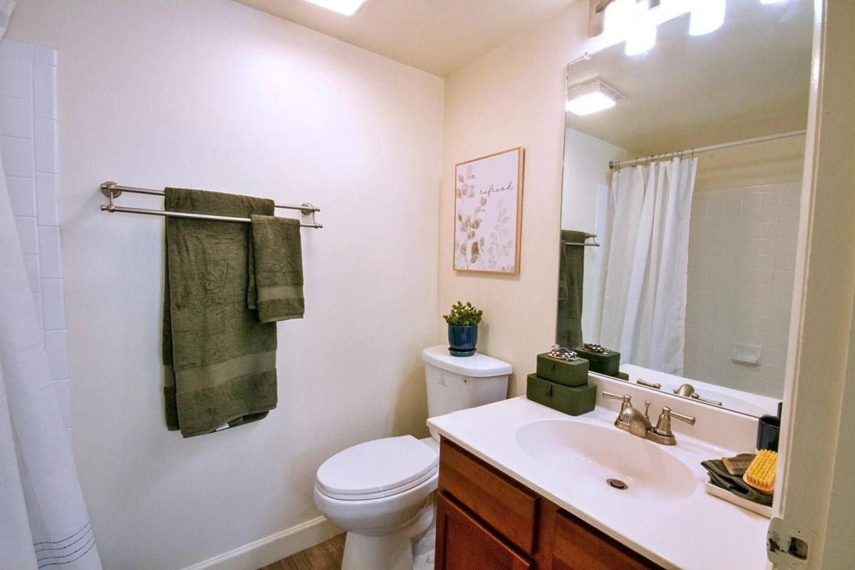 Apartment for rent at 4212 Chesapeake Dr #3D, Aurora, IL 60504