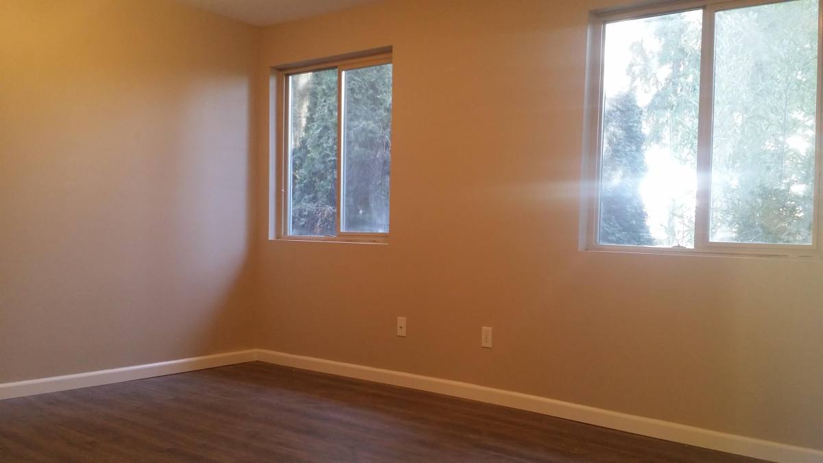 Townhouse for rent at 19057 Cedardale Rd #1, Mount Vernon, WA 98274