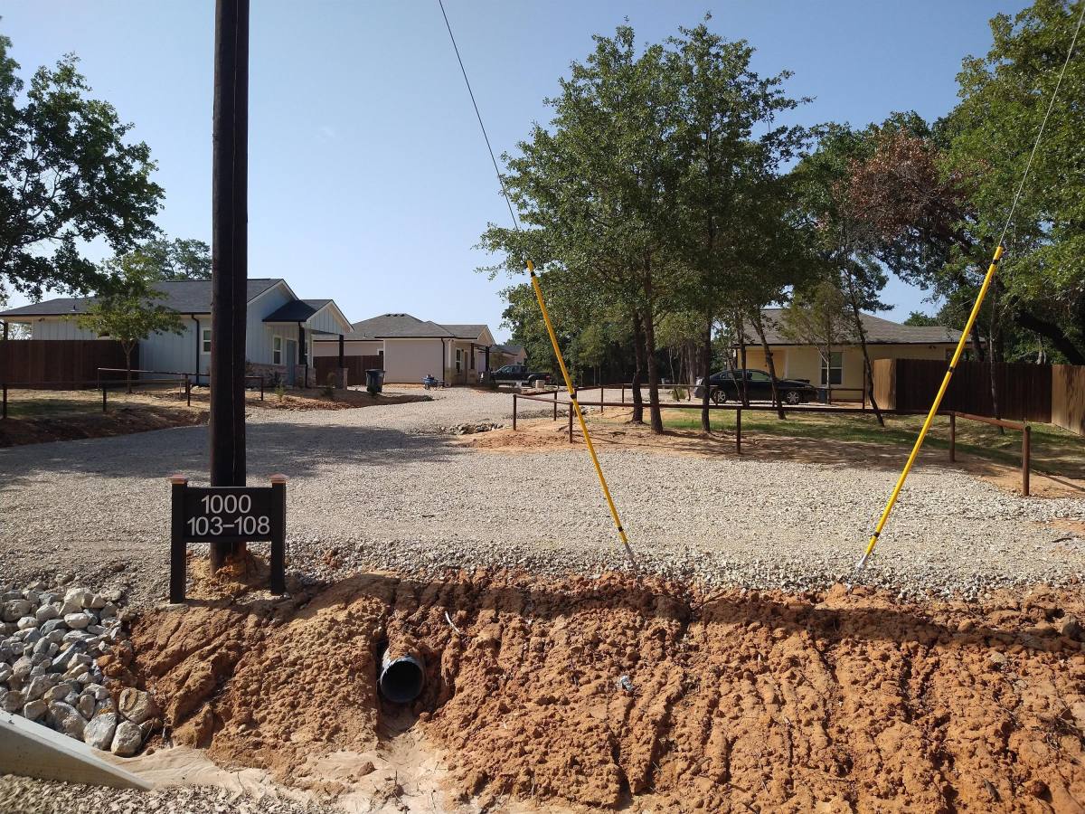 Townhouse for rent at 1000 Wooded Hollow Court #108, Weatherford, TX 76088