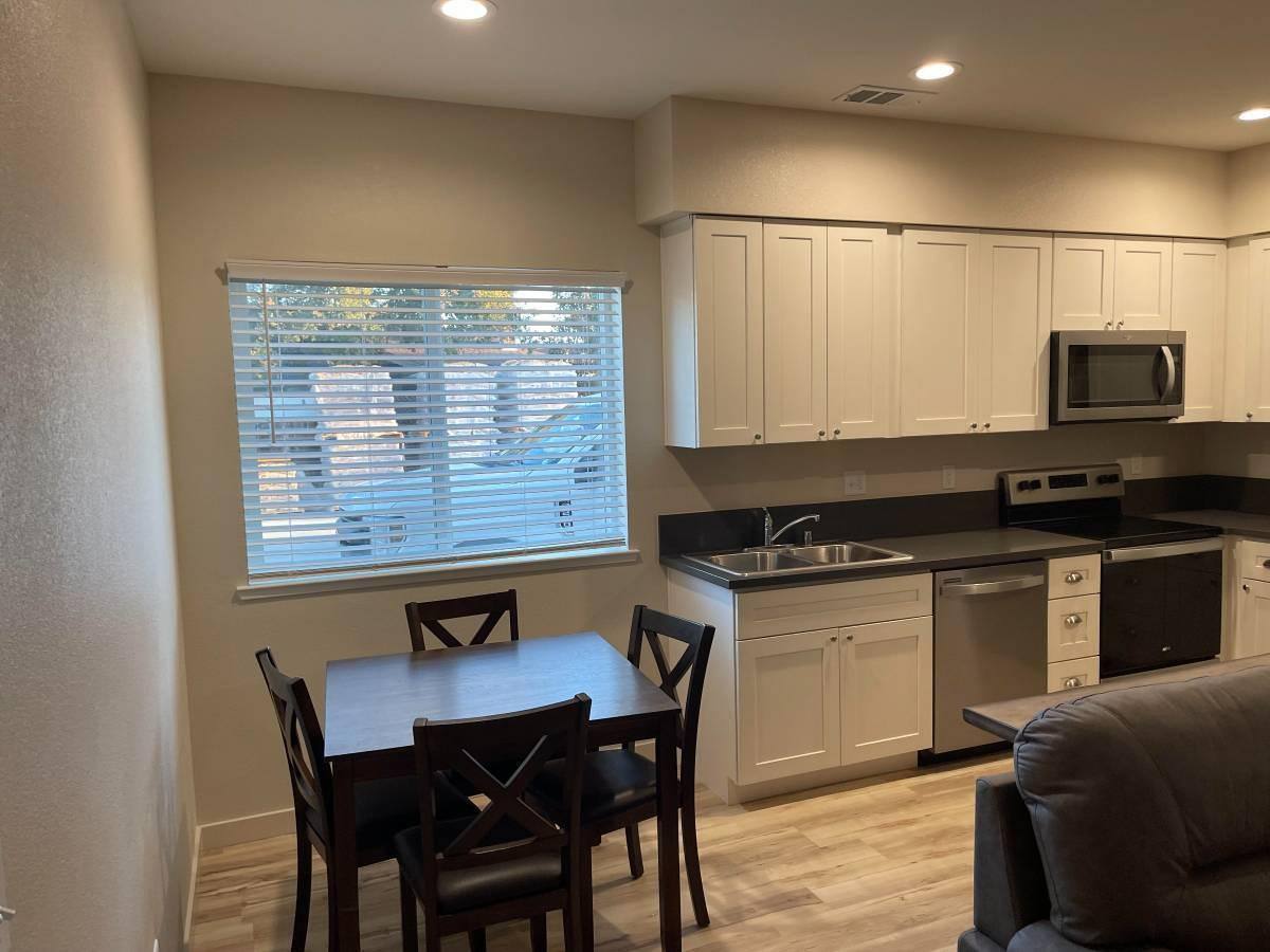 Apartment for rent at 90 Pedras Rd, Turlock, CA 95382