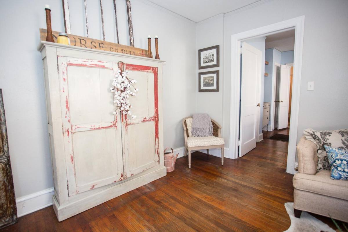 Apartment for rent at 231 Nacoochee Ave #1, Athens, GA 30601