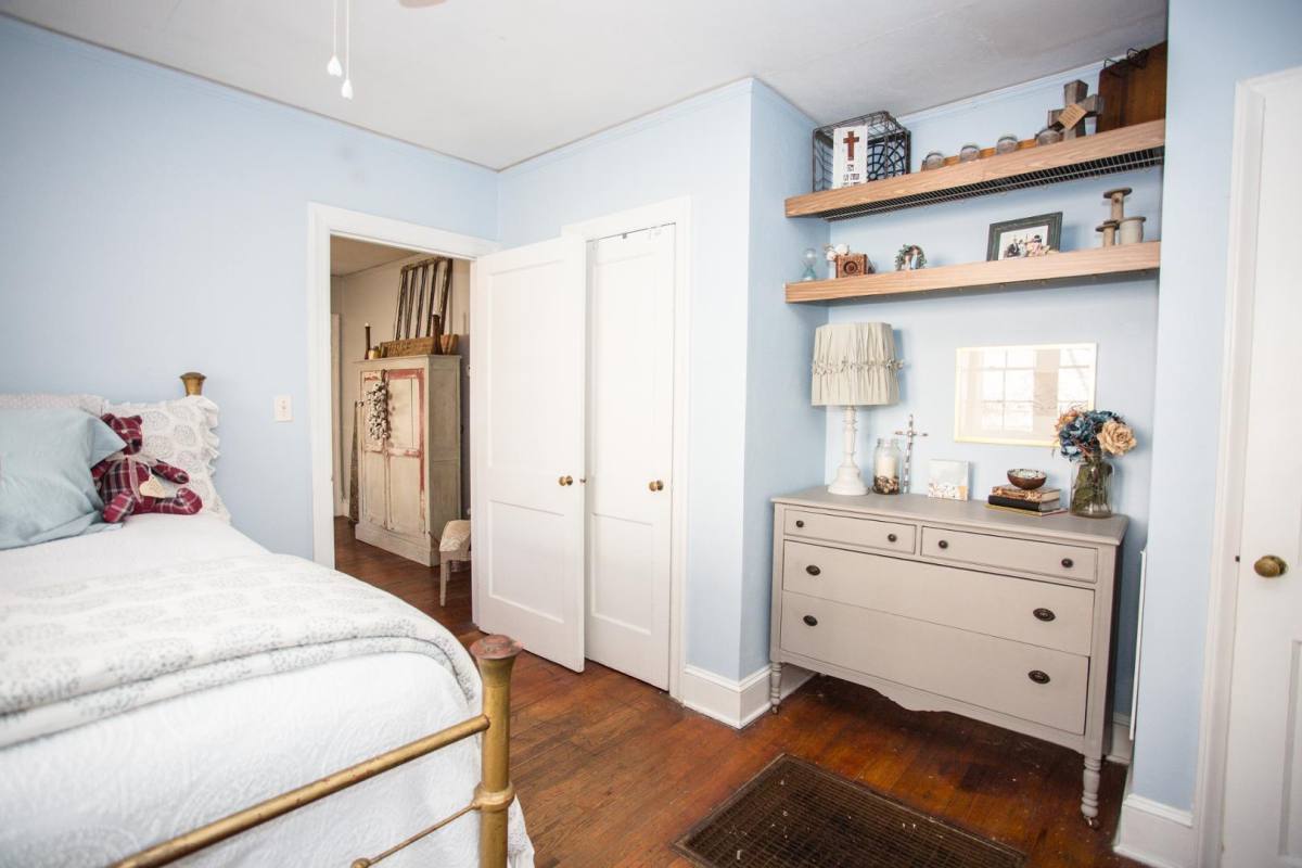 Apartment for rent at 231 Nacoochee Ave #1, Athens, GA 30601