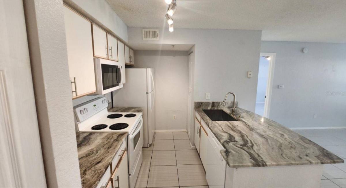 Condo for rent at Villa Del Sol, 2207 Antigua Place #1, Kissimmee, FL 34741