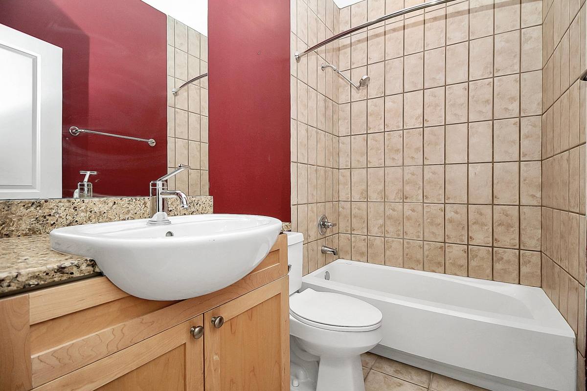 Townhouse for rent at Cityview Townes Condominium, 608 Garden District Dr #1, Charlotte, NC 28202