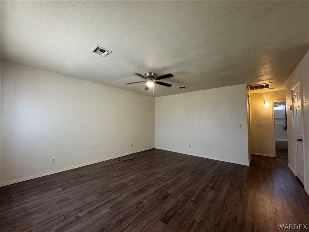 House for rent at 2460 Lakeside Dr, Bullhead City, AZ 86442