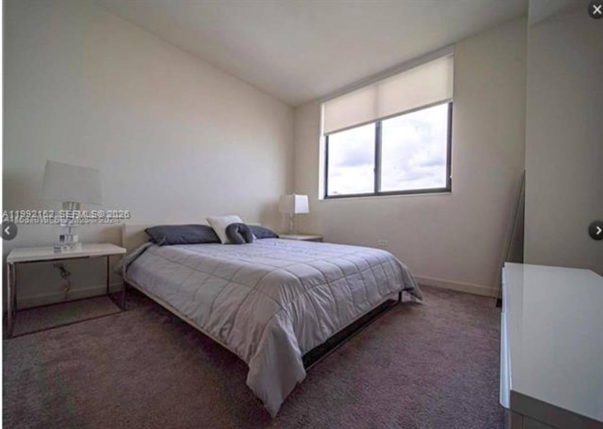 Apartment for rent at 999 SW 1st Ave, Miami, FL 33130