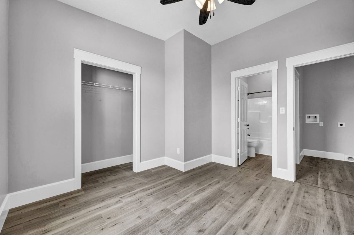 Apartment for rent at 318 S Locust St, Delavan, IL 61734