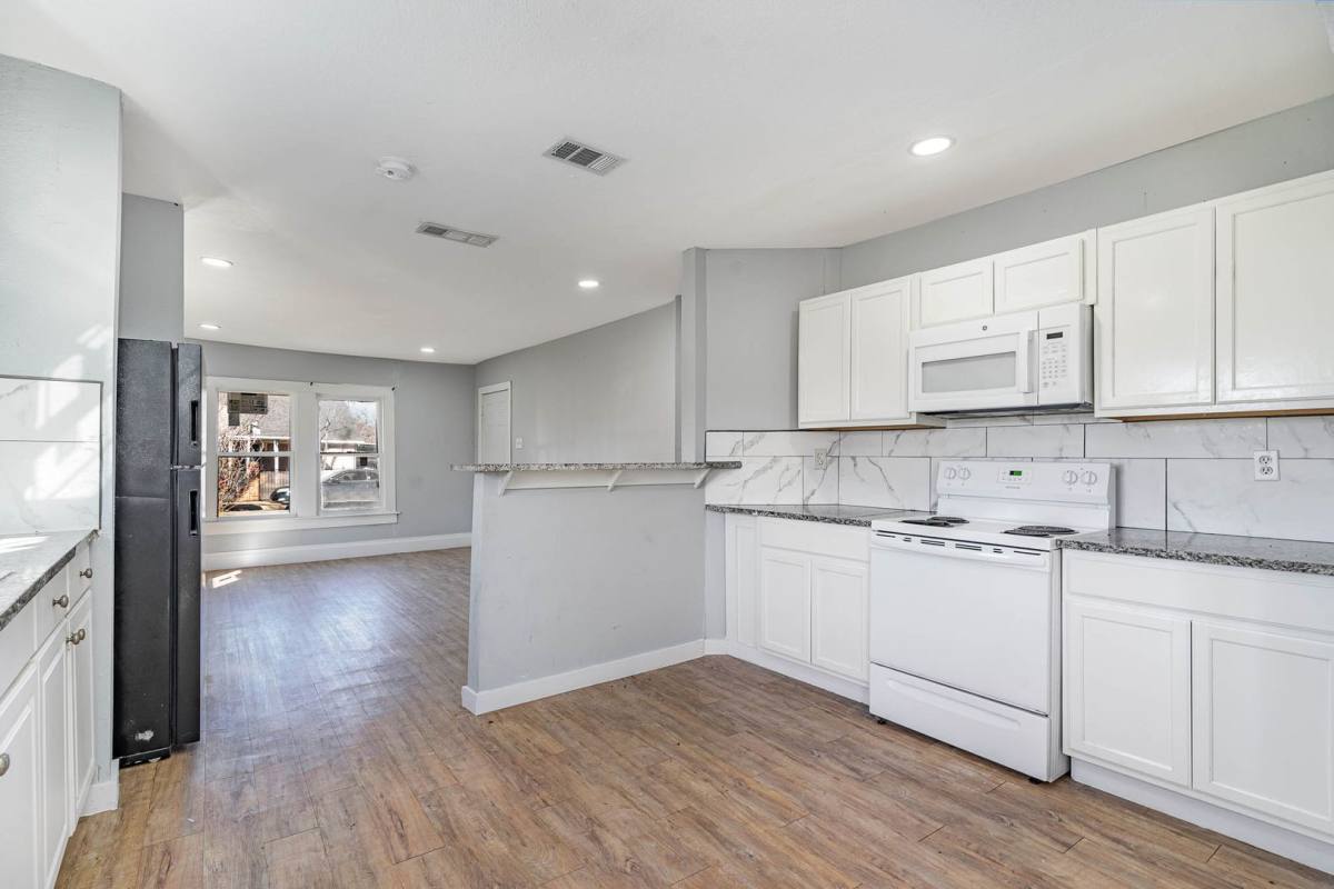House for rent at 1406 Galloway Ave, Dallas, TX 75216