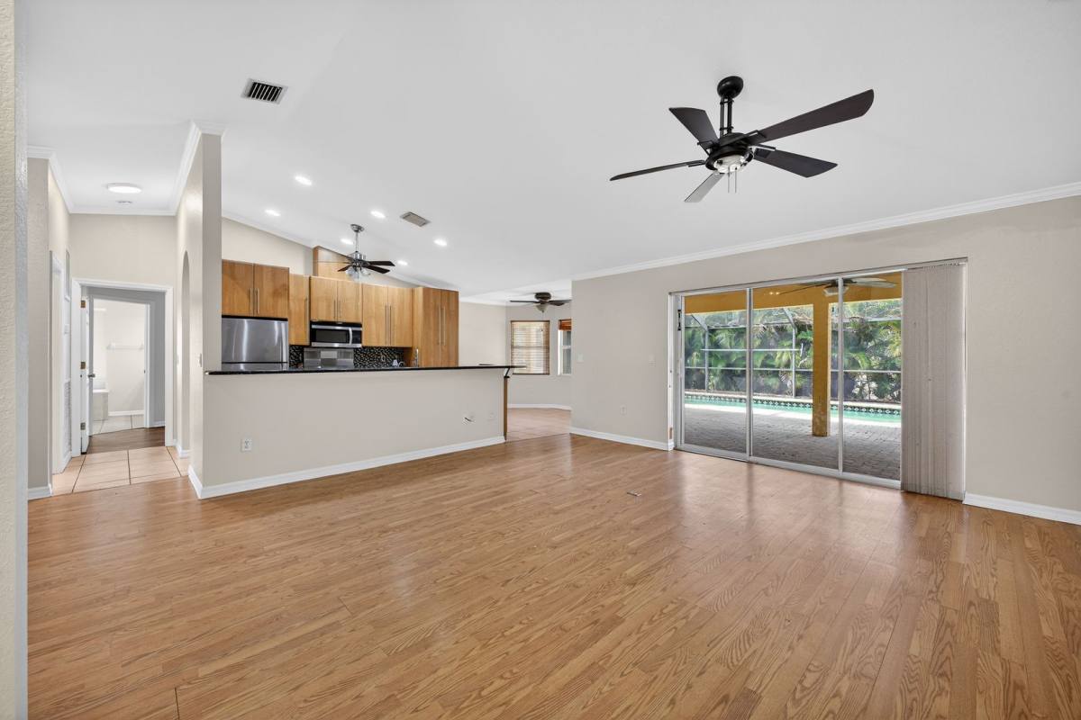 House for rent at 6890 Circle Dr, Fort Myers, FL 33905